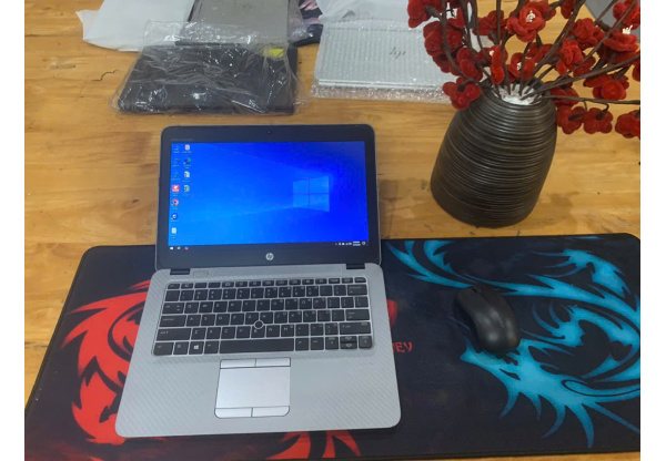 HP Elitebook 820 G3 I5 6300