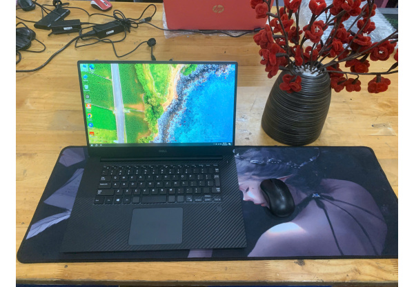 Dell Xps 9560 i7 Th7 HQ 