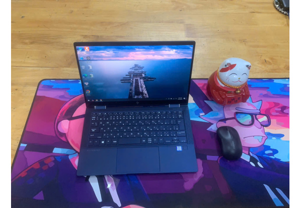 HP Elite Dragonfly  I7 TH8 2-in-1