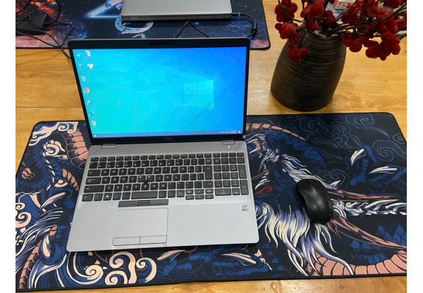 Dell Latitude 5511 i7-10850H