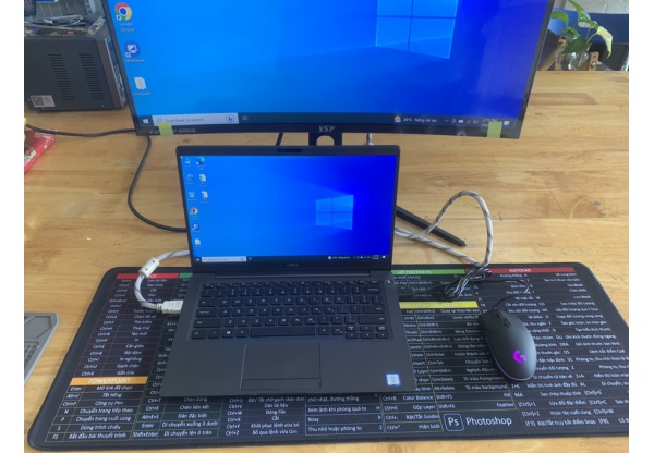 Dell Latitude 7400 -I5 Th8