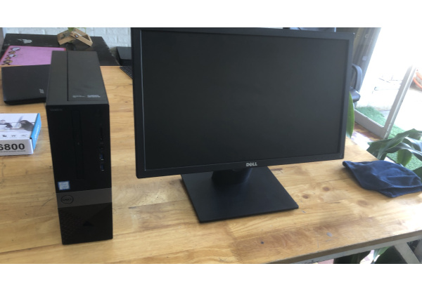 Màn hình Dell E2216H 21.5Inch